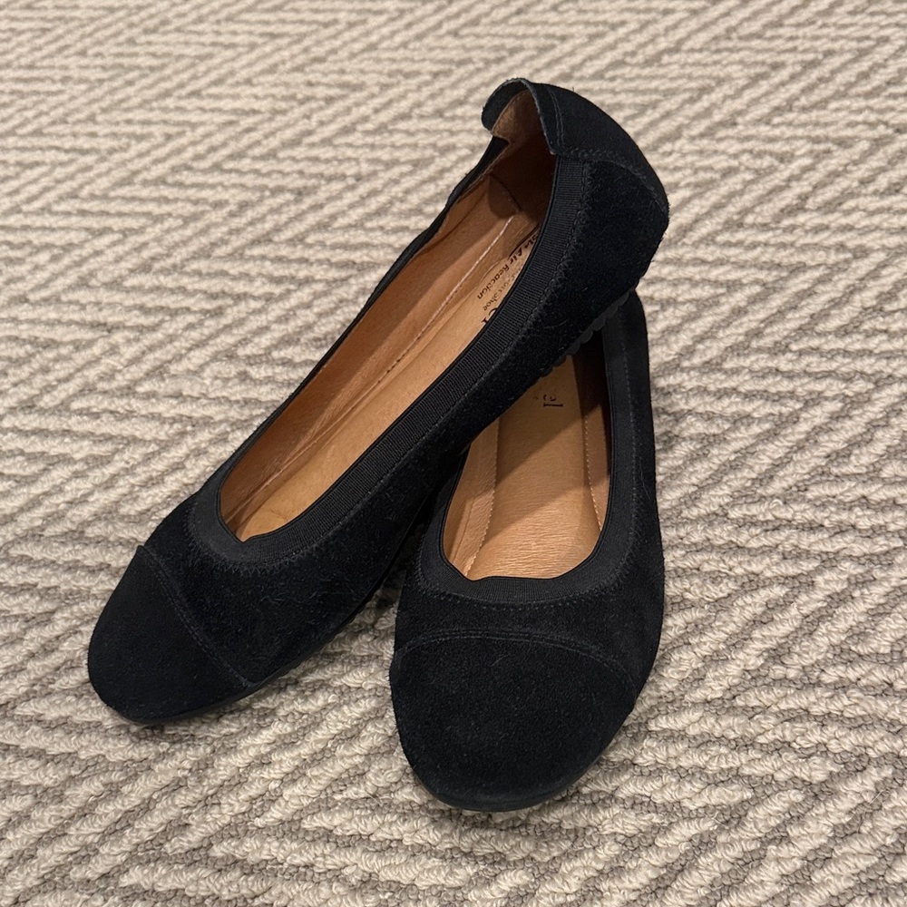 Joseph Seibel Classic Women's Black Suede Ballet Flats
